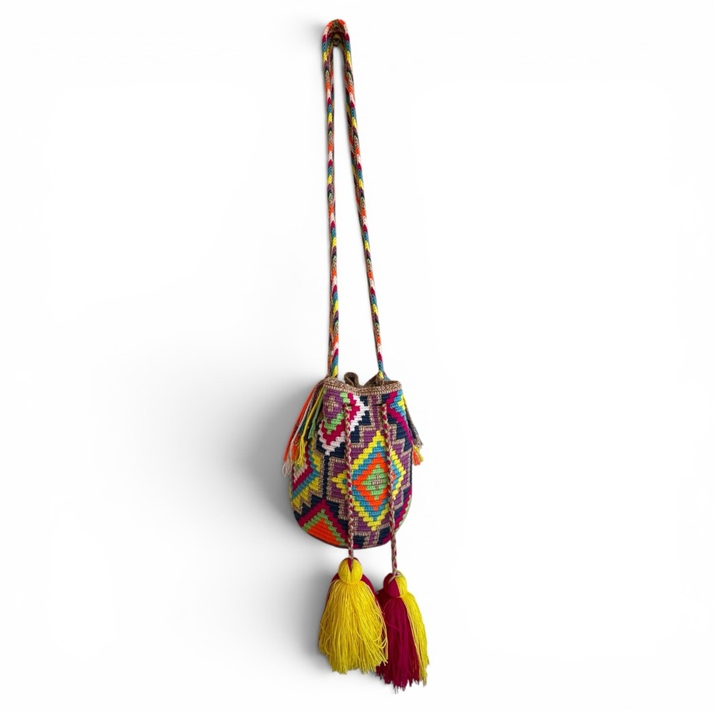 Southwestern Wayuu Mochila Handwoven Boho Bucket Bag Geometric Tassel Crossbody - Picture 3 of 9